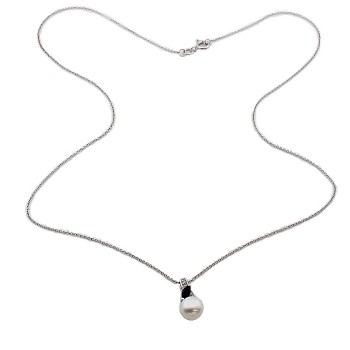 9ct White Gold Sapphire/Pearl Pendant with Chain